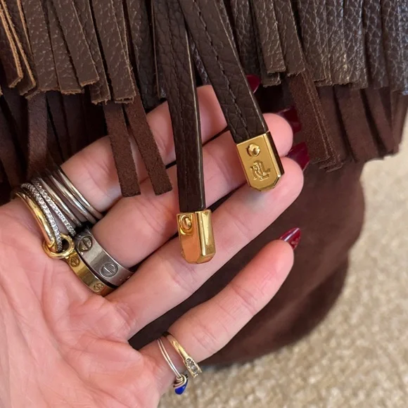 Ralph Lauren - Western Chic Brown Fringe Leather Bucket Bag - Picture 2 of 9